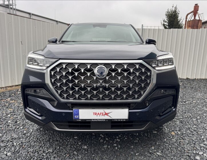 SsangYong Rexton SUV 2,2 l 148 kw
