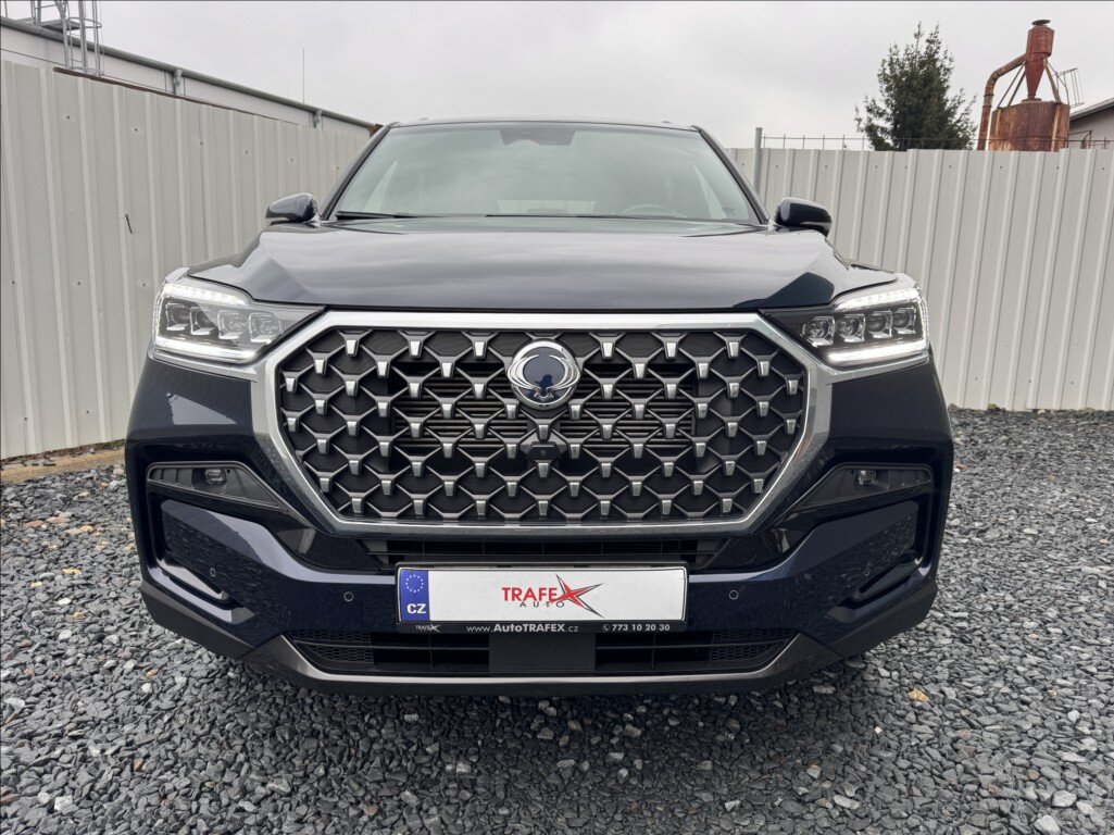 SsangYong Rexton SUV 2,2 l 148 kw