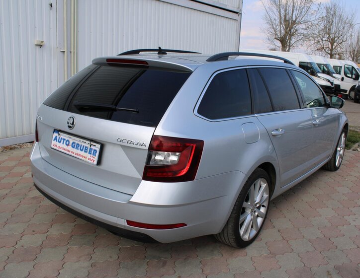 Škoda Octavia Kombi 2,0 l 110 kw