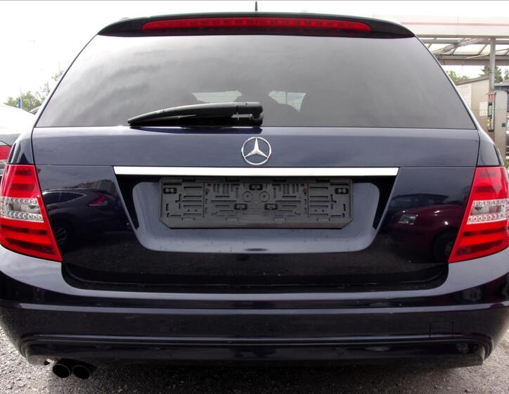 Mercedes-Benz Třídy C 9