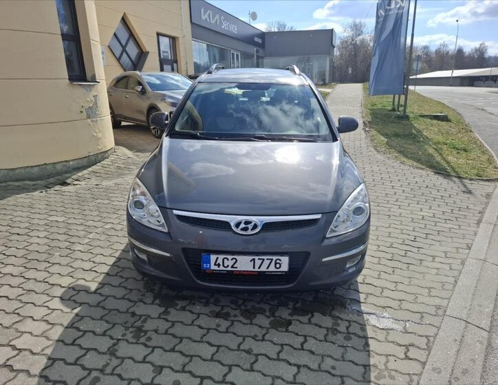 Hyundai i30 Kombi 1,6 l 84 kw