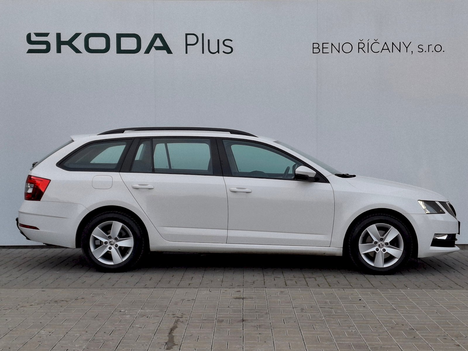 Škoda Octavia Kombi 2,0 l 110 kw