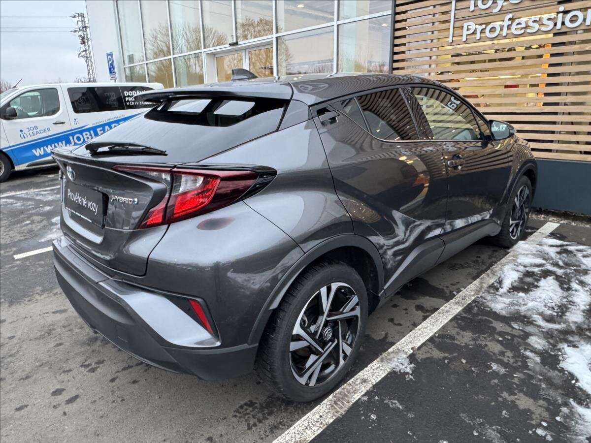 Toyota C-HR Hatchback 1,8 l 72 kw