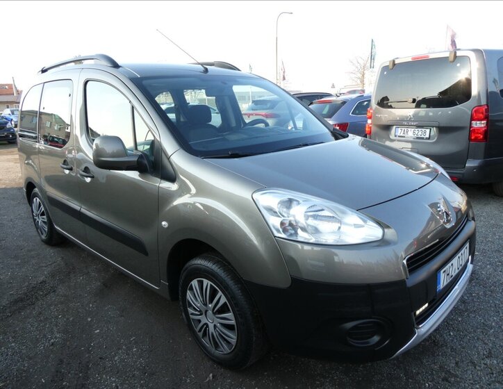 Peugeot Partner Tepee MPV 1,6 l 88 kw