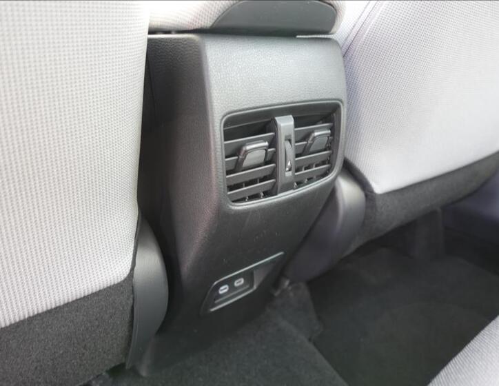 Toyota Corolla Cross 32