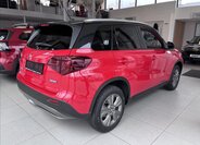 Suzuki Vitara SUV / Terénní 1,4 l 81 kw
