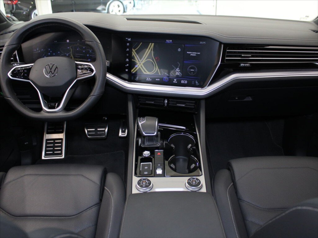 Volkswagen Touareg SUV / Terénní 3,0 l 210 kw