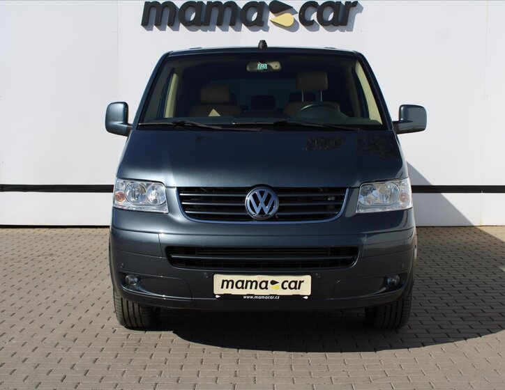 Volkswagen Multivan 2