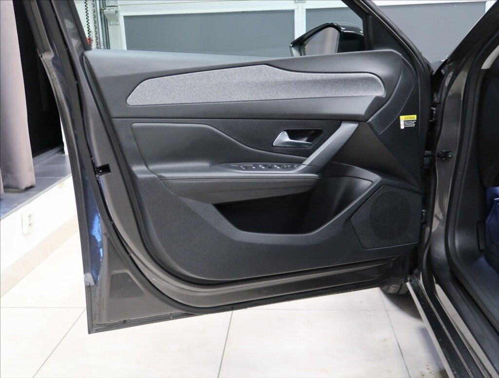 Peugeot 308 Kombi 1,5 l 96 kw