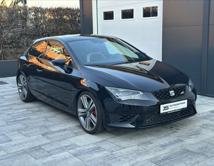 Seat Leon Hatchback 2,0 l 213 kw