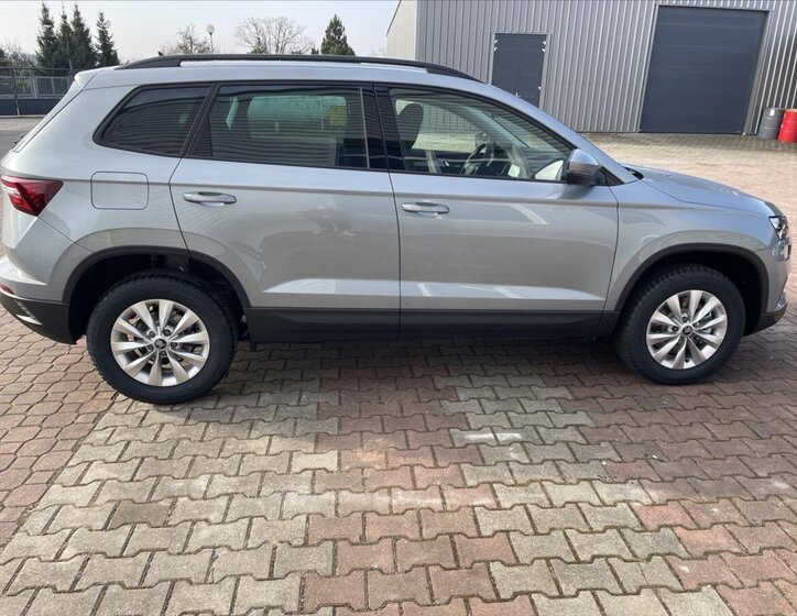 Škoda Karoq Sedan / Limuzína 0,0 110 kw