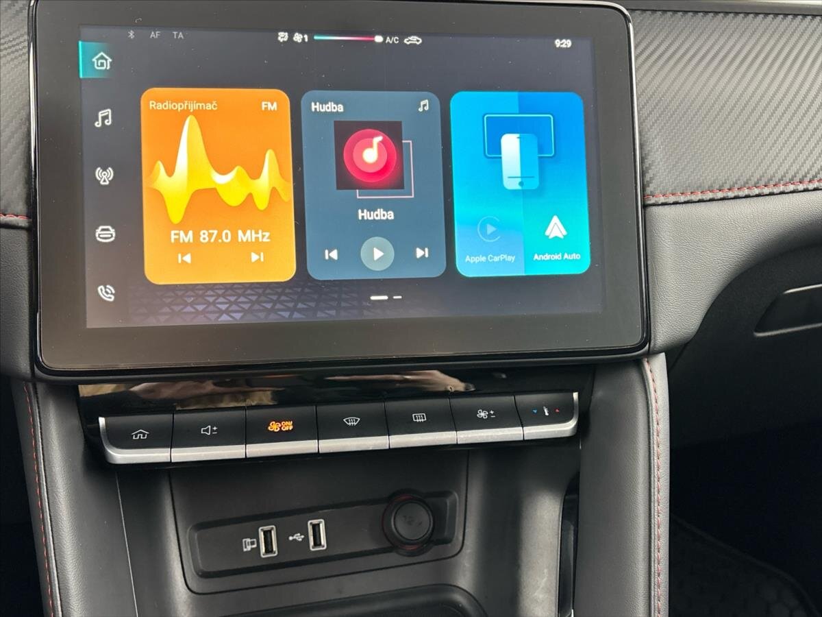 MG ZS SUV / Terénní 1,5 l 78 kw