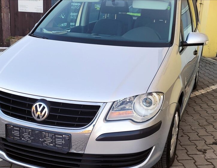 Volkswagen Touran MPV 1,9 l 77 kw