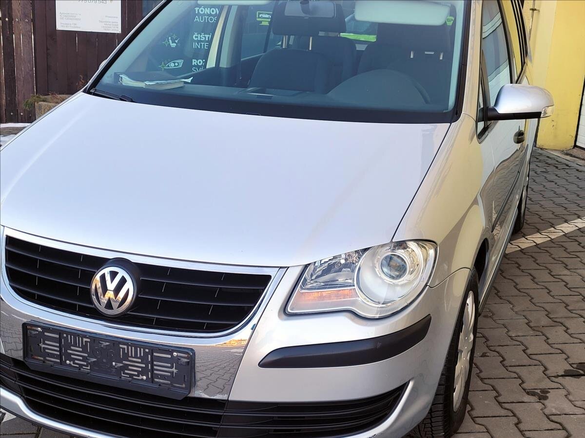 Volkswagen Touran MPV 1,9 l 77 kw