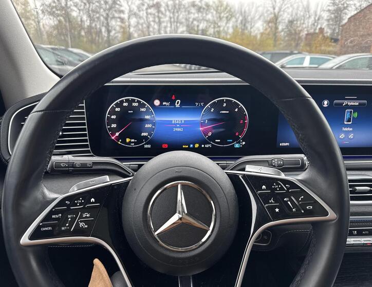 Mercedes-Benz GLE 11