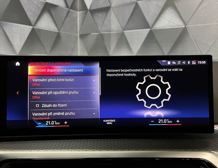 BMW Řada 3 Sedan / Limuzína 2,0 l 140 kw