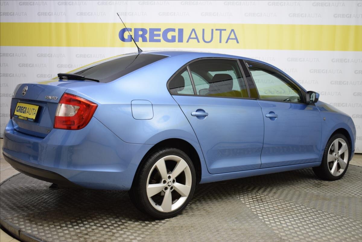 Škoda Rapid Liftback 1,2 l 77 kw