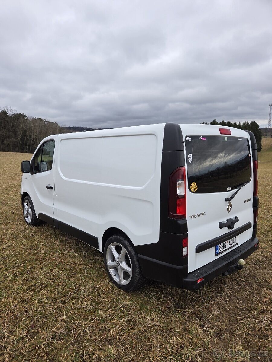Renault Trafic VAN-Minibus 0,0 89 kw