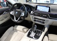 BMW Řada 7 14