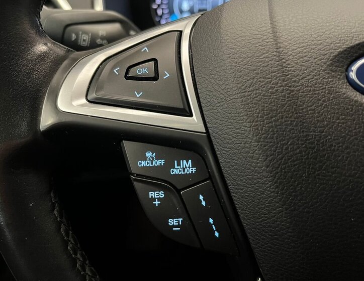 Ford S-MAX MPV 2,5 l 140 kw