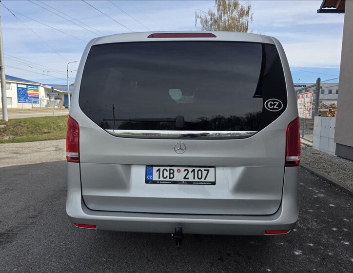 Mercedes-Benz Třídy V Kombi 2,1 l 140 kw