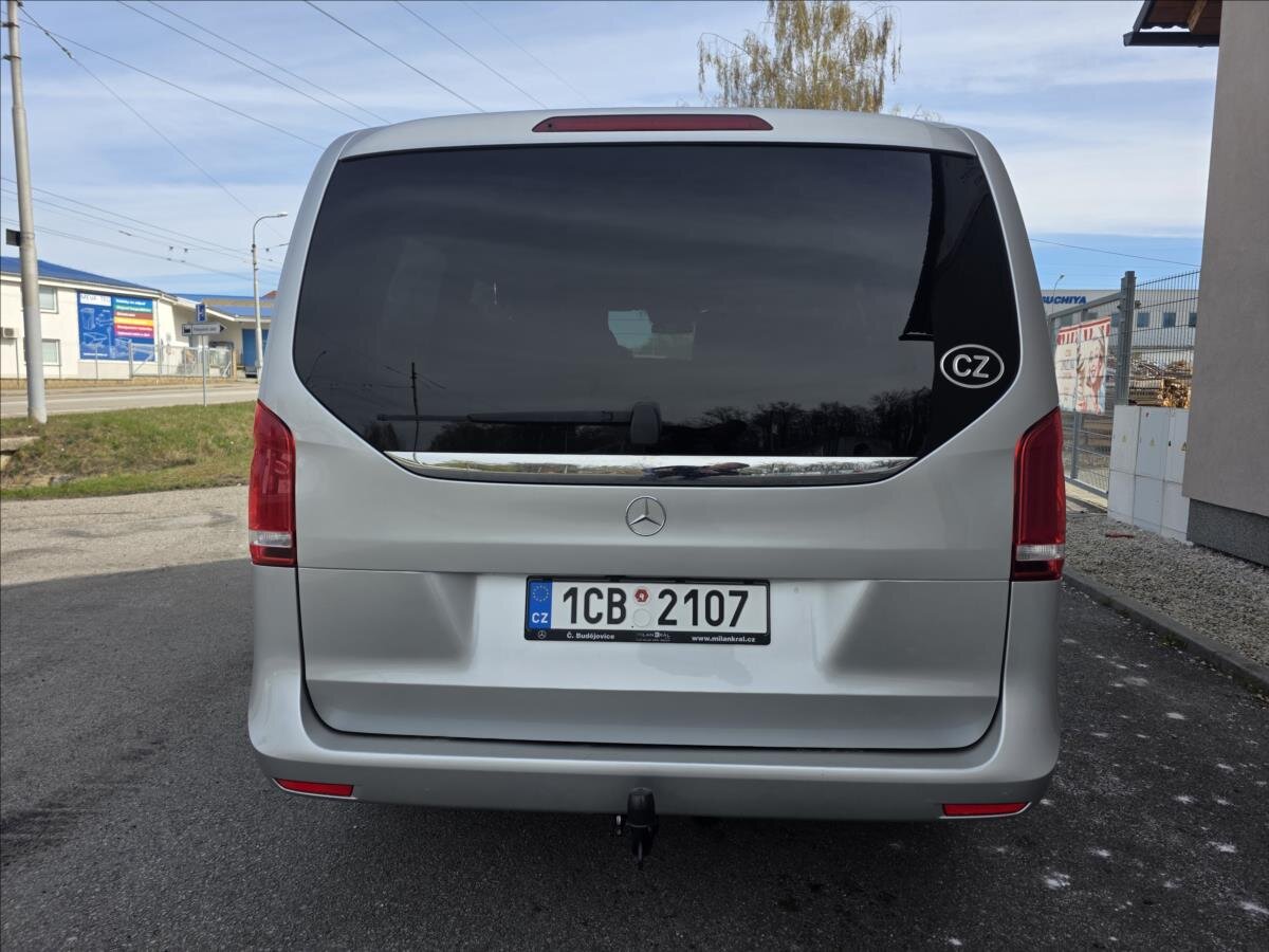 Mercedes-Benz Třídy V Kombi 2,1 l 140 kw