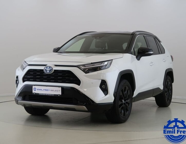 Toyota RAV4 SUV / Terénní 2,5 l 131 kw