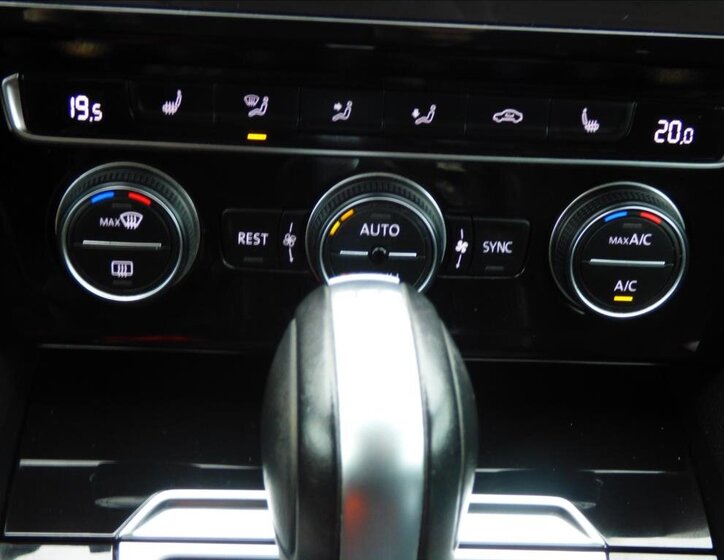 Volkswagen Arteon Hatchback 2,0 l 140 kw