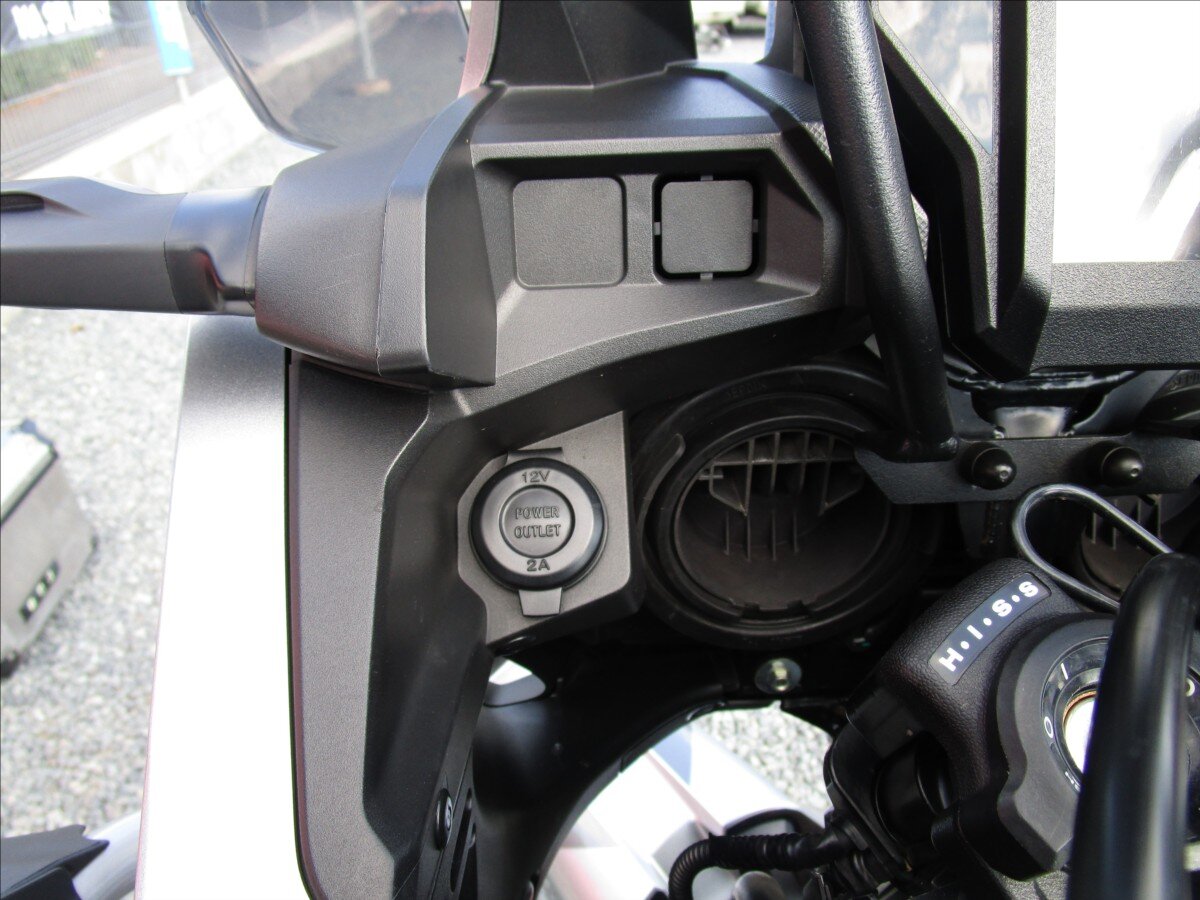 Honda Ostatní Ostatní 998,0 70 kw