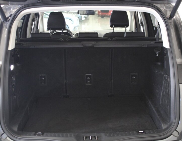 Ford S-MAX MPV 2,0 l 132 kw