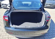 Tesla Model 3 Sedan / Limuzína 0,0 155 kw