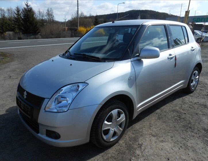 Suzuki Swift Hatchback 1,3 l 67 kw