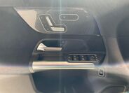 Mercedes-Benz GLA 10