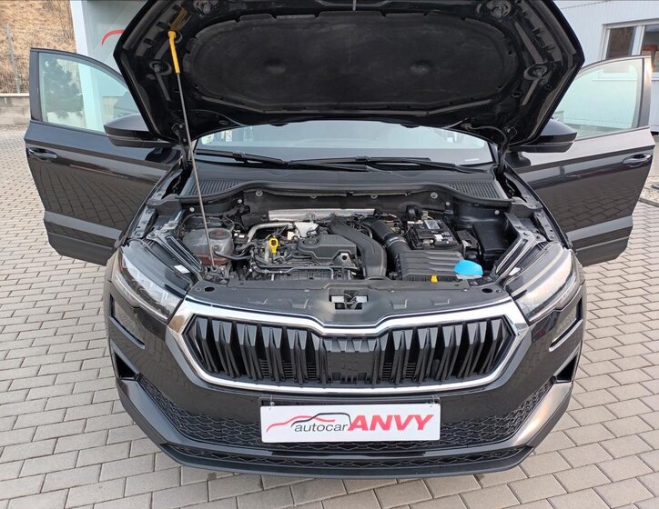 Škoda Karoq SUV / Terénní 1,5 l 110 kw