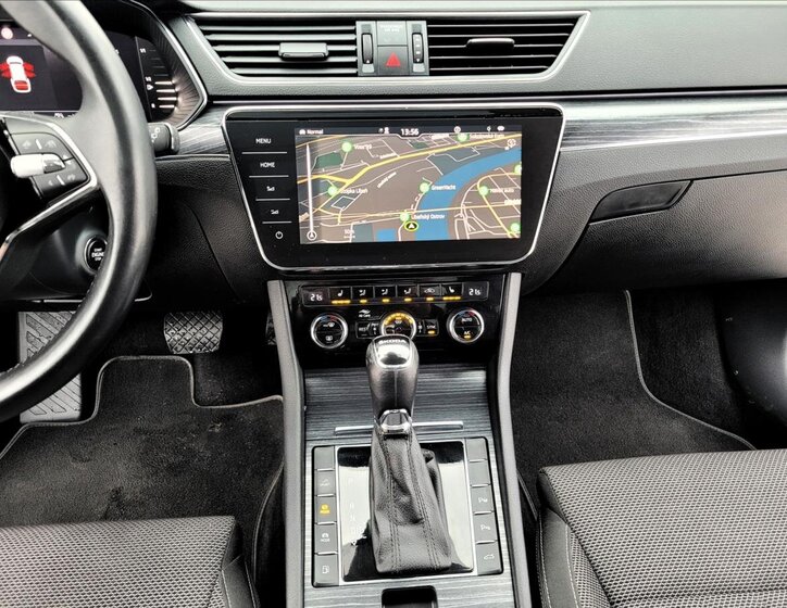 Škoda Superb 33