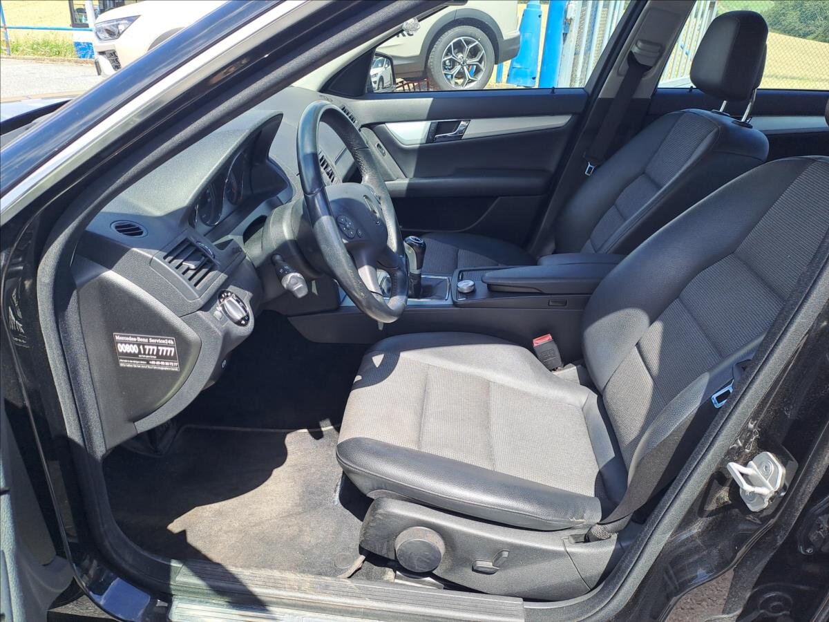 Mercedes-Benz Třídy C Sedan 1,6 l 115 kw