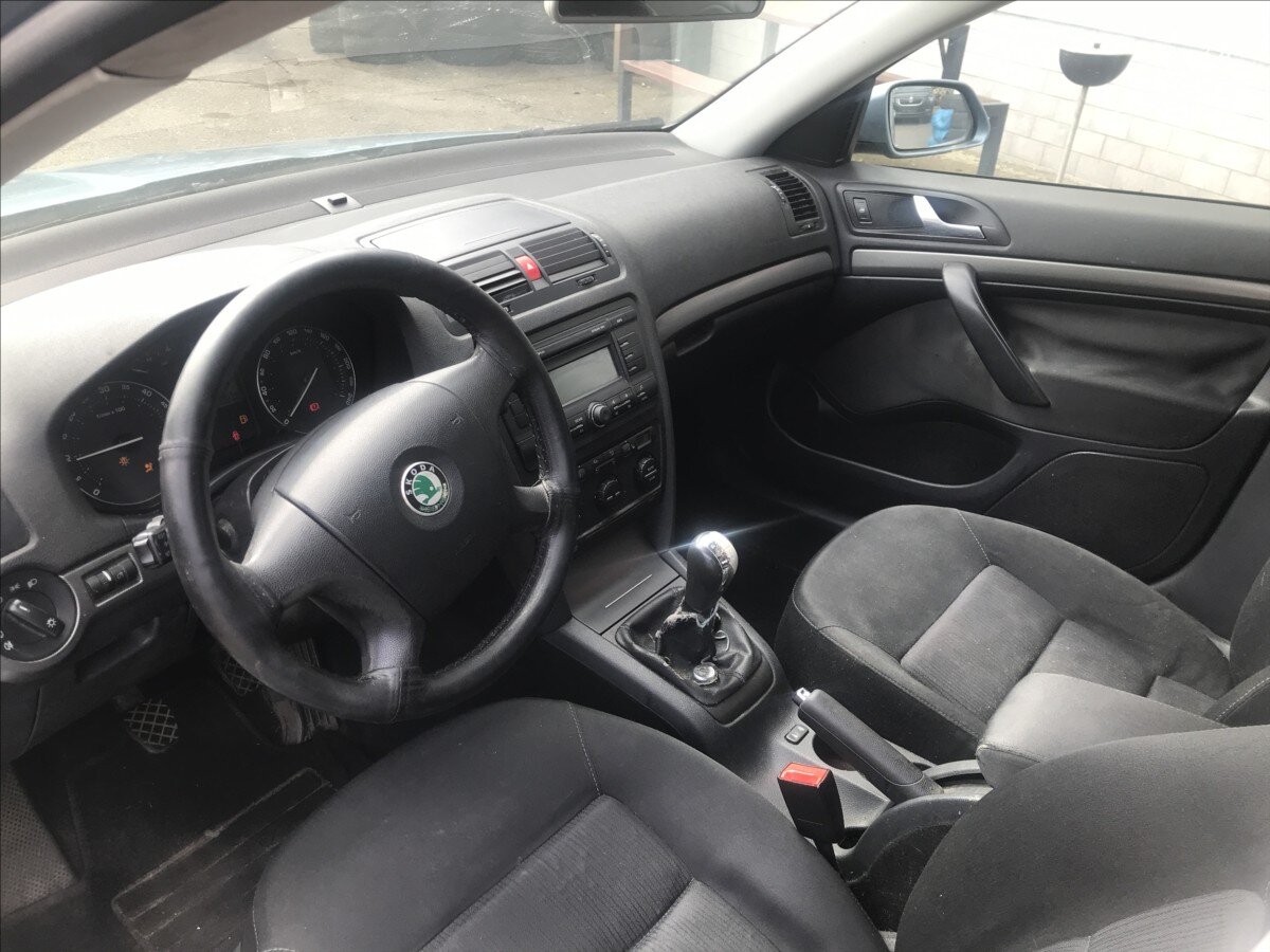 Škoda Octavia Sedan / Limuzína 1,9 l 77 kw