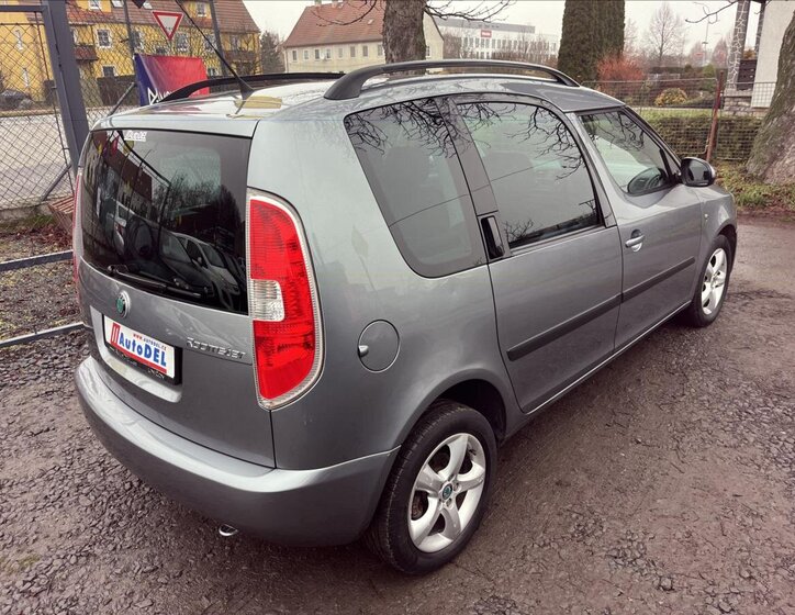 Škoda Roomster 7