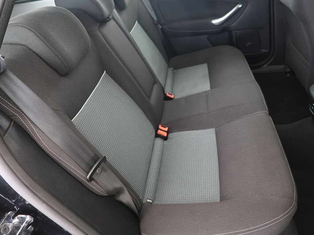 Ford Mondeo Kombi 2,0 l 103 kw