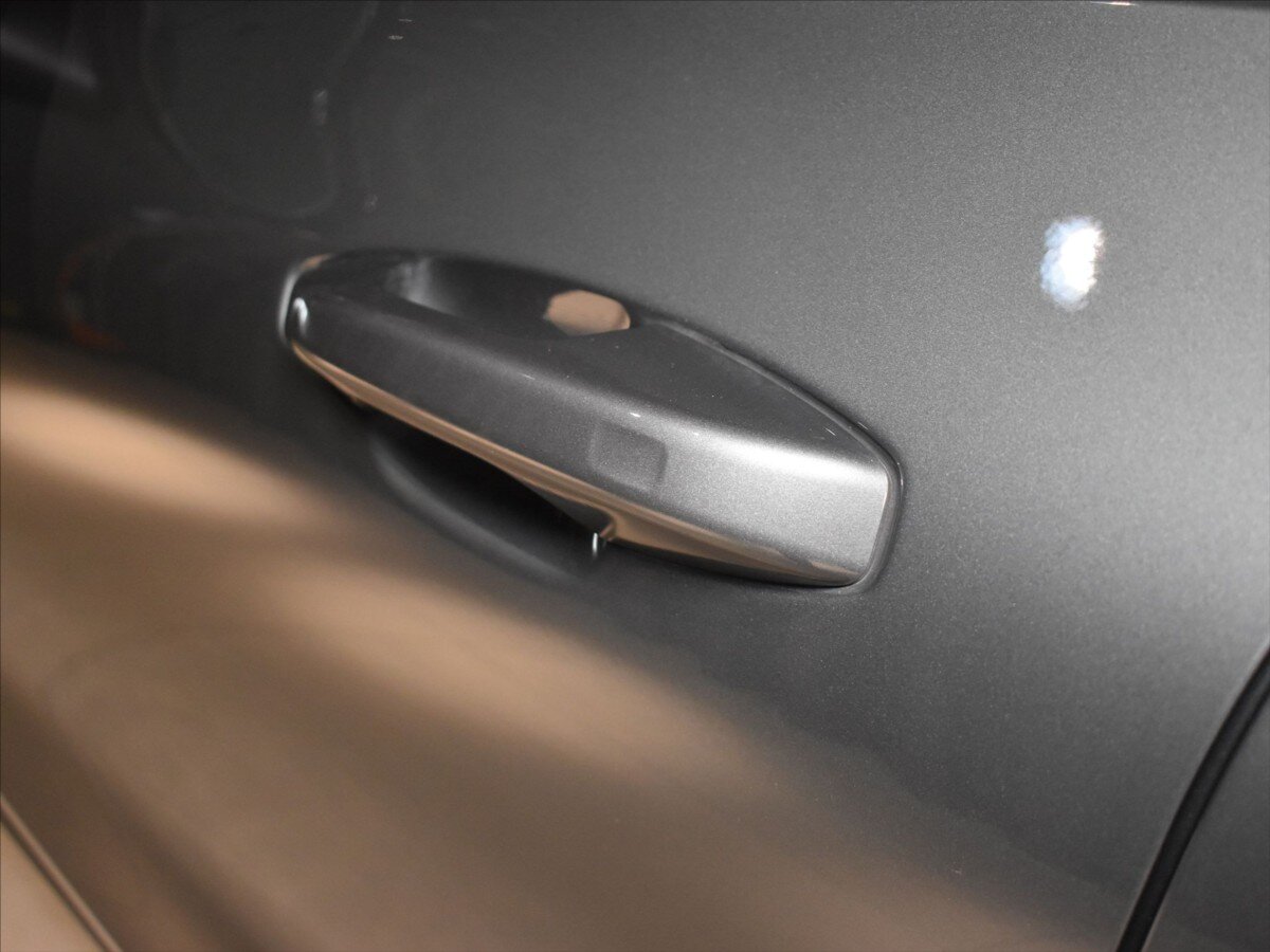 Volvo V60 Kombi 2,0 l 145 kw