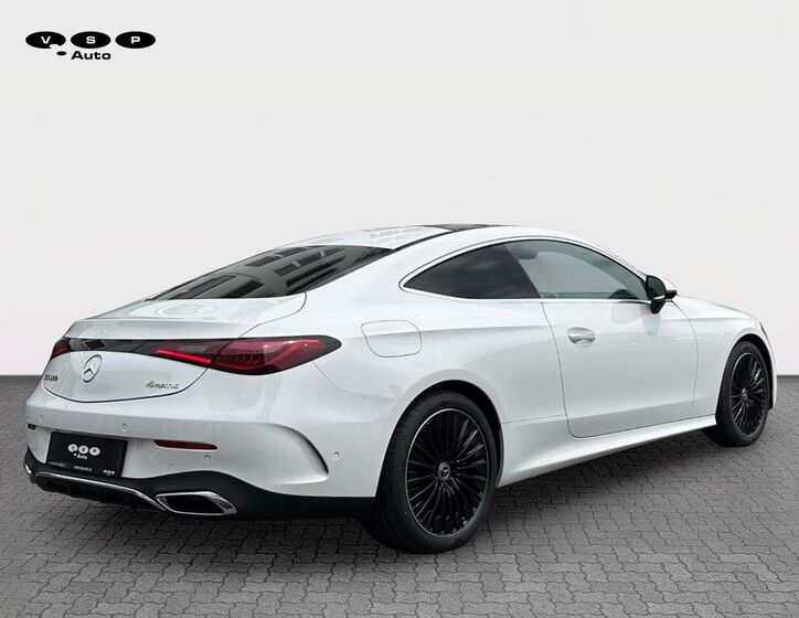 Mercedes-Benz Ostatní 8