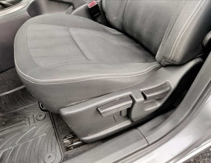 Nissan Qashqai SUV / Terénní 2,0 l 110 kw