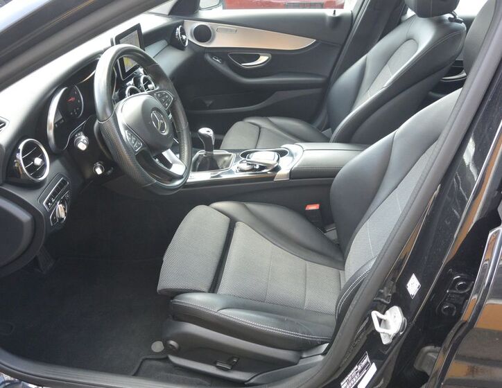 Mercedes-Benz Třídy C 8