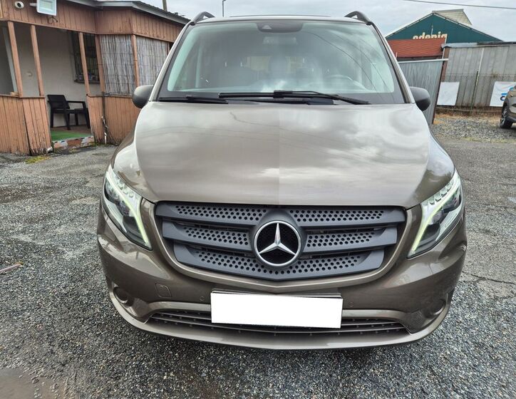 Mercedes-Benz Vito 2