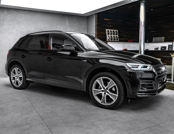 Audi Q5 SUV / Terénní 2,0 l 140 kw