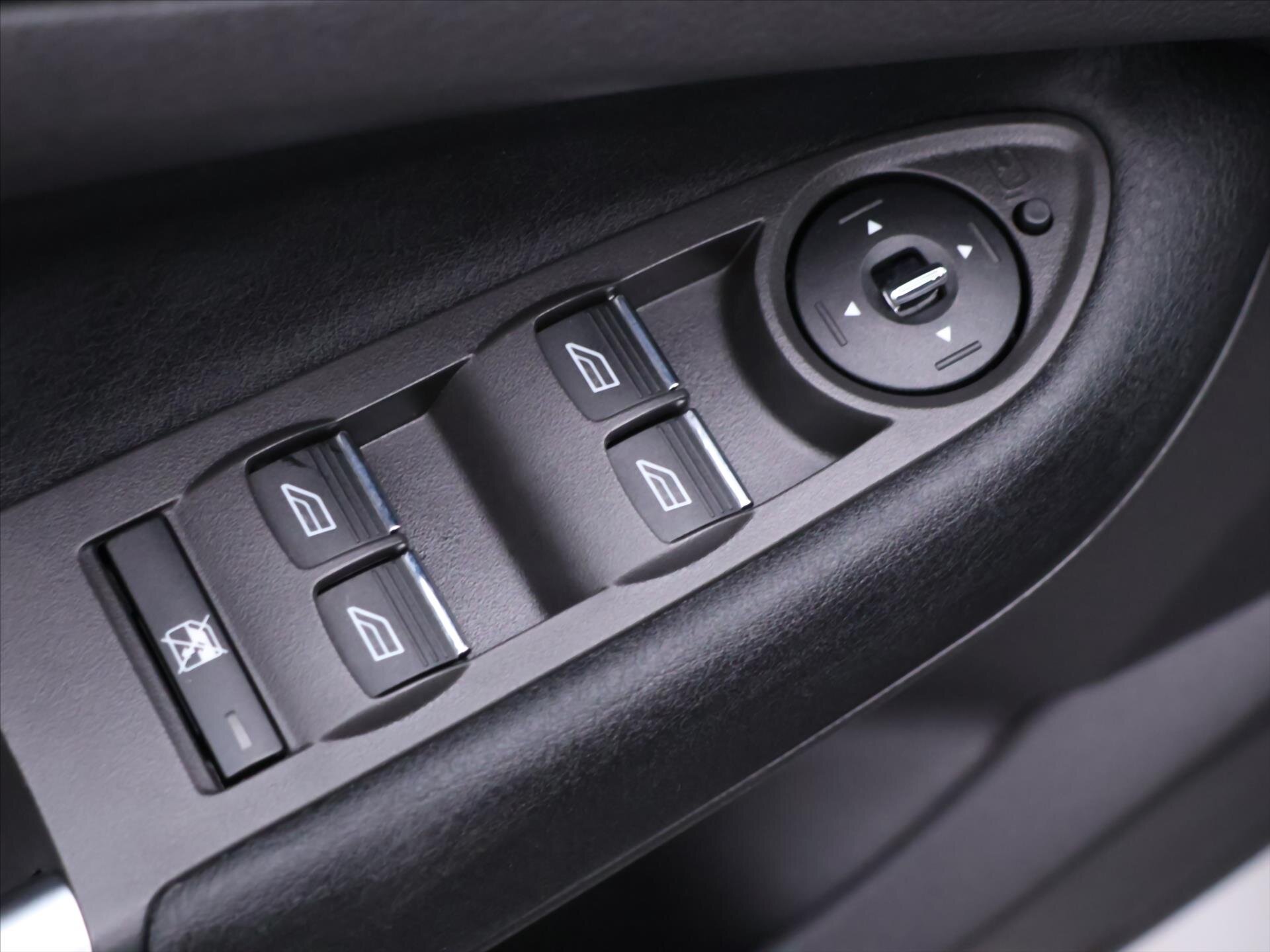 Ford Kuga SUV / Terénní 1,6 l 110 kw