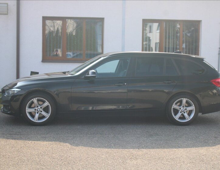 BMW Řada 3 Kombi 2,0 l 140 kw