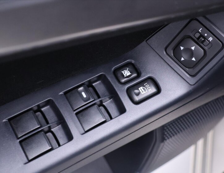 Mitsubishi Lancer 17