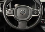 Volvo XC60 8