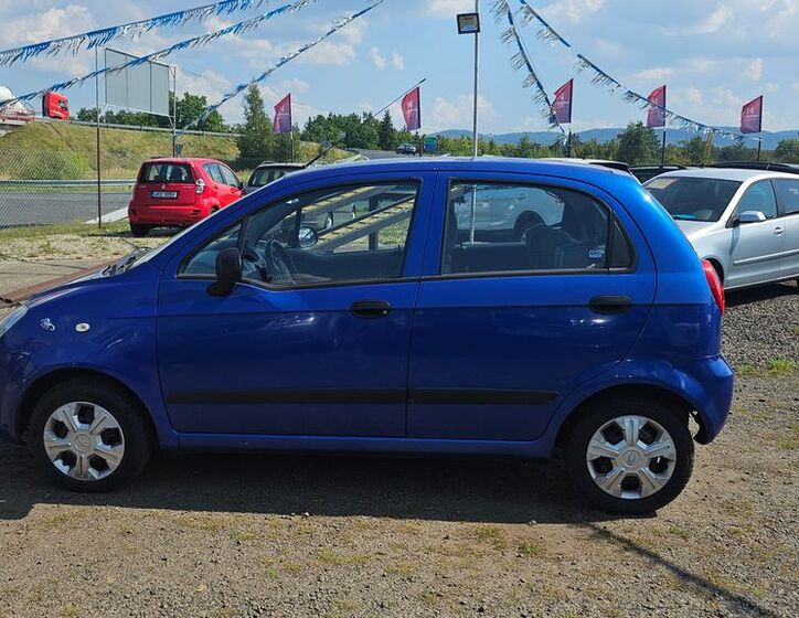 Chevrolet Spark 5